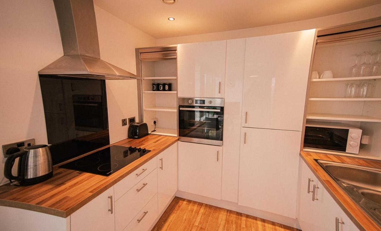Hallsphere - Stunning Apartment Salford Quays Manchester Esterno foto
